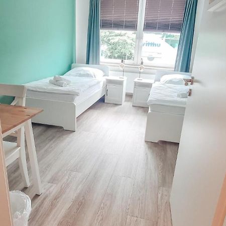 Zweibettzimmer "Gruen" In Zentraler Lage Bremen Bagian luar foto